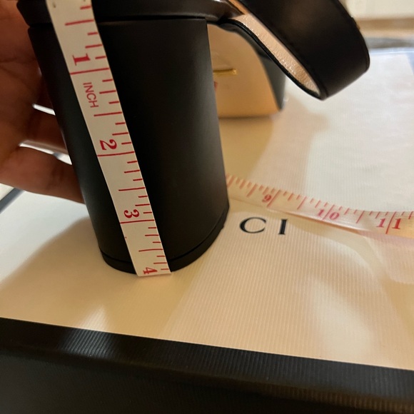 GUCCI platform very good condition. - Picture 4 of 5